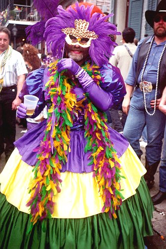 Belle.jpg (68568 bytes)